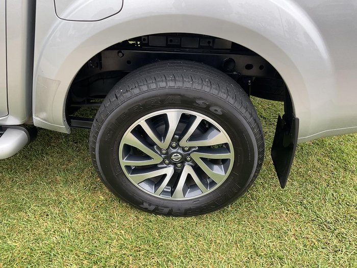 2015 Nissan Navara ST-X