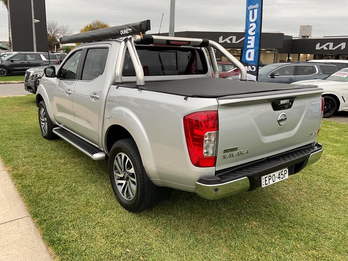 2015 Nissan Navara ST-X