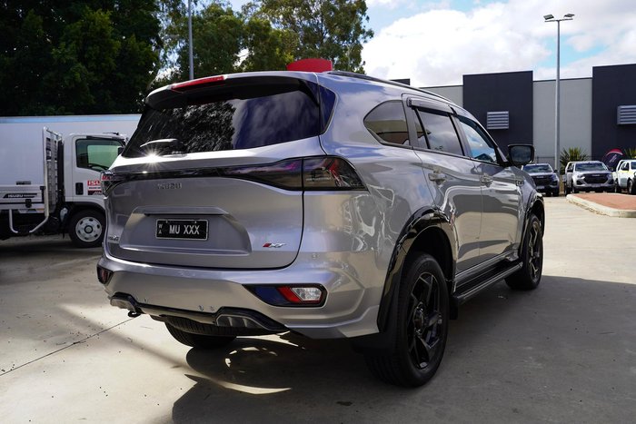 2025 Isuzu MU-X X-TERRAIN