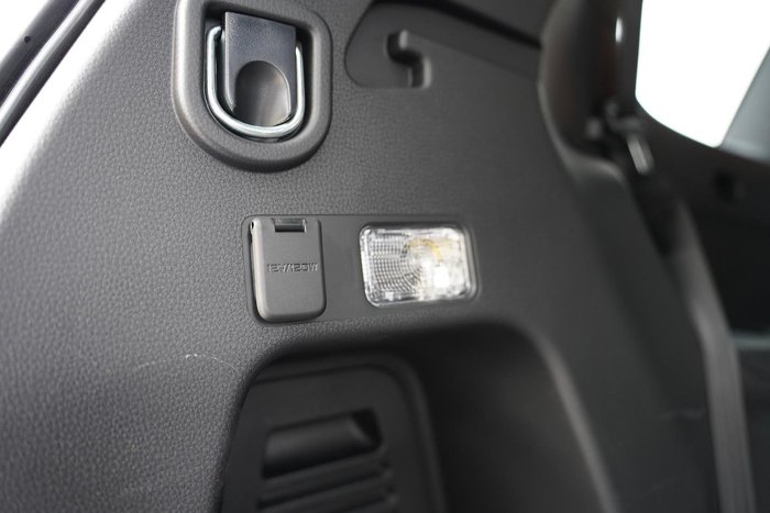 2025 Isuzu MU-X LS-T