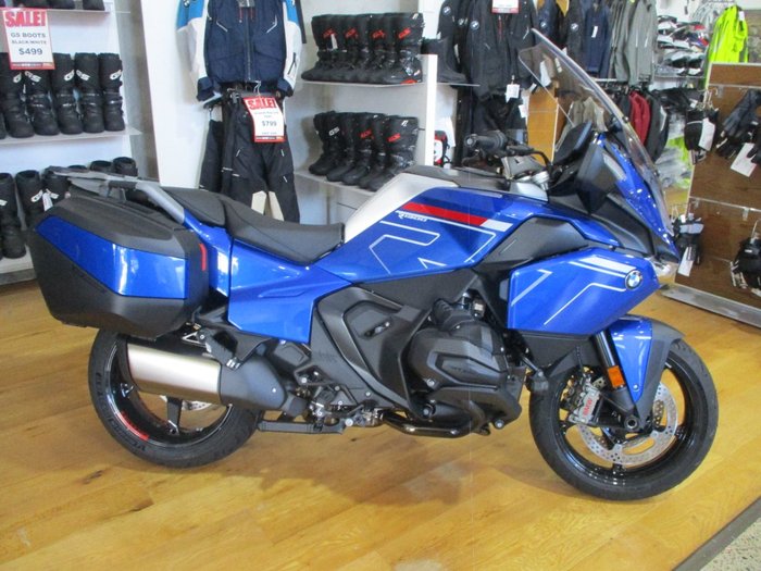 2026 BMW Motorrad 2026 Bmw 1300CC R 1300 RT TOURER RACING BLUE