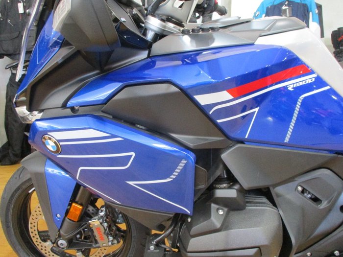 2026 BMW Motorrad 2026 Bmw 1300CC R 1300 RT TOURER RACING BLUE