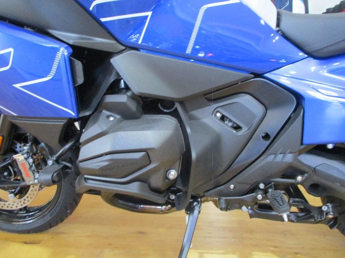 2026 BMW Motorrad 2026 Bmw 1300CC R 1300 RT TOURER RACING BLUE