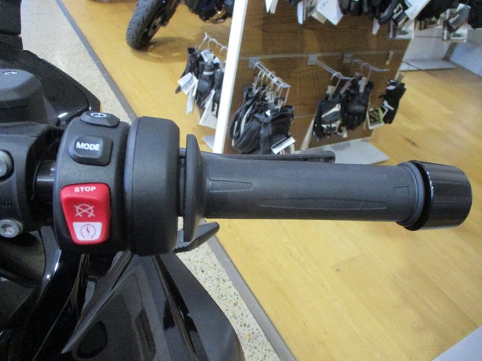 2026 BMW Motorrad R 1300 RS TRIPLE BLACK TRIPLE BLACK BLK STORM METAL