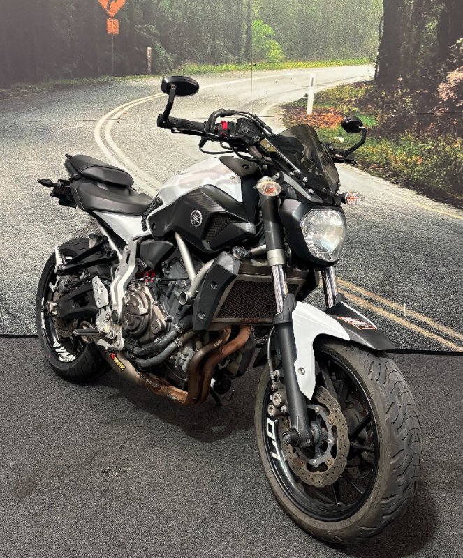 2014 Yamaha MT-07 White