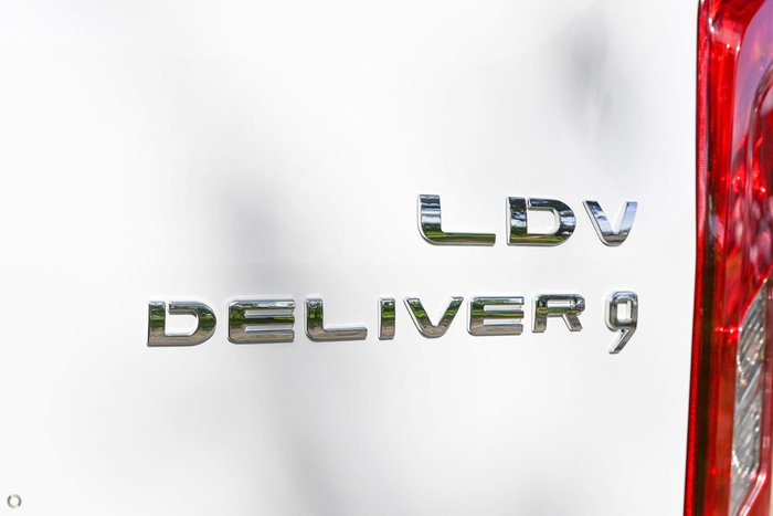 2025 LDV Deliver 9 LWB Mid Roof MY24 Blanc White