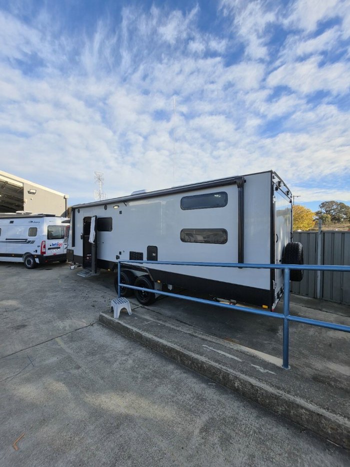 2022 JAYCO BASE STATION 23.73-6.OB