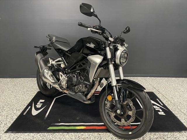 2019 Honda CB300R (CB300RA)