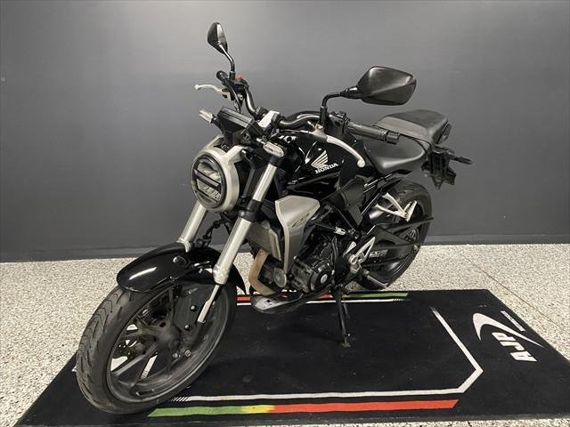 2019 Honda CB300R (CB300RA)
