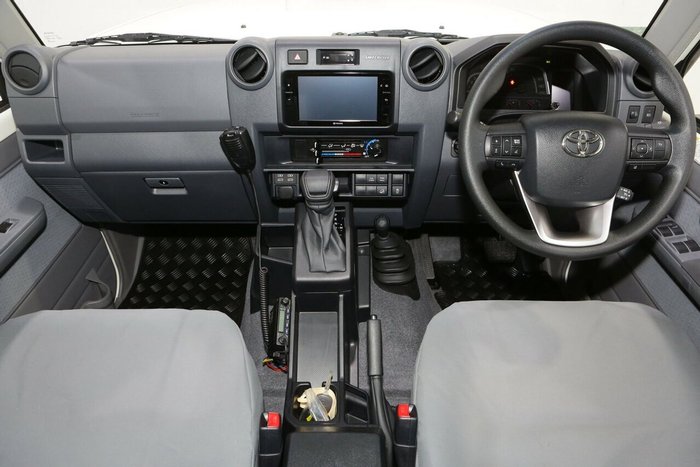 2025 Toyota Landcruiser GXL