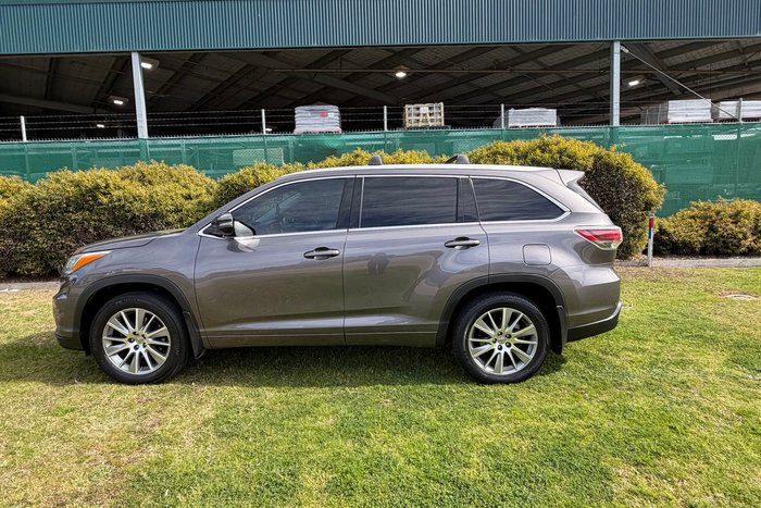 2015 Toyota Kluger Grande