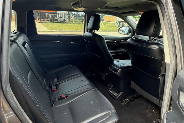 2015 Toyota Kluger Grande