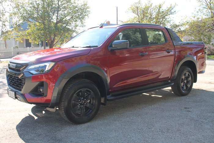 2025 Isuzu D-MAX X-TERRAIN