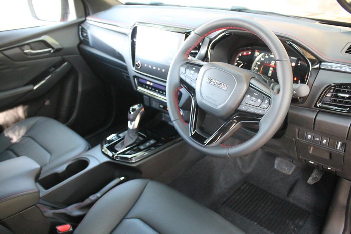 2025 Isuzu D-MAX X-TERRAIN