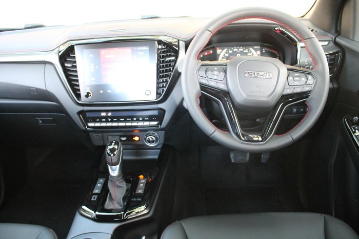 2025 Isuzu D-MAX X-TERRAIN