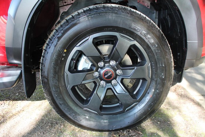 2025 Isuzu D-MAX X-TERRAIN