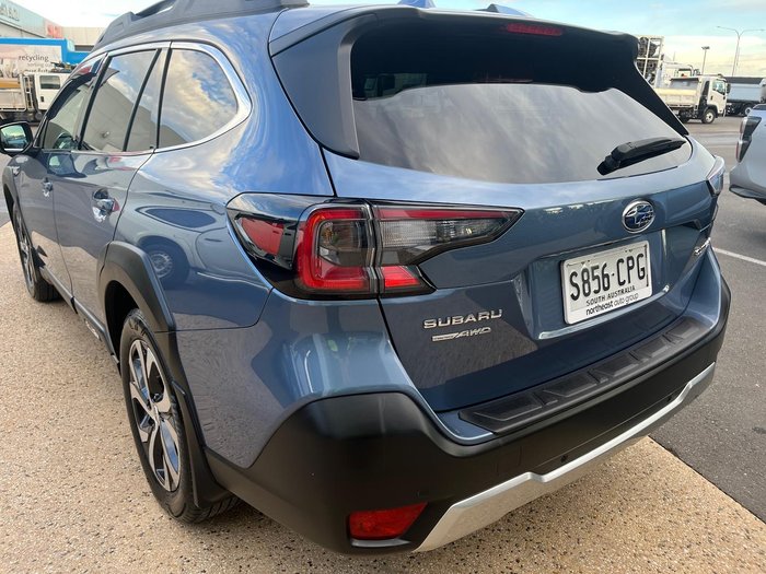 2022 Subaru Outback AWD Touring
