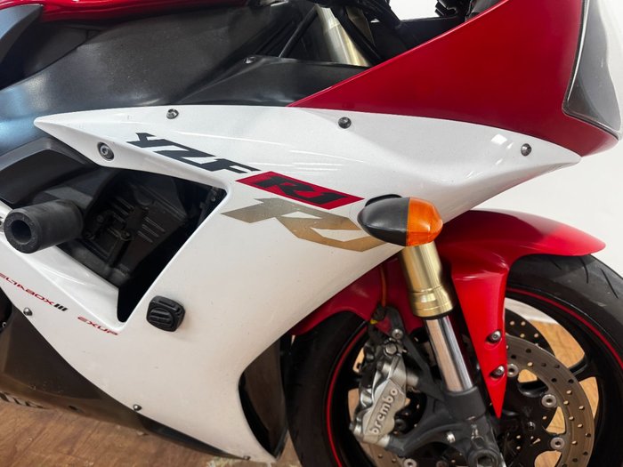 2002 Yamaha YZF-R1 WHITE