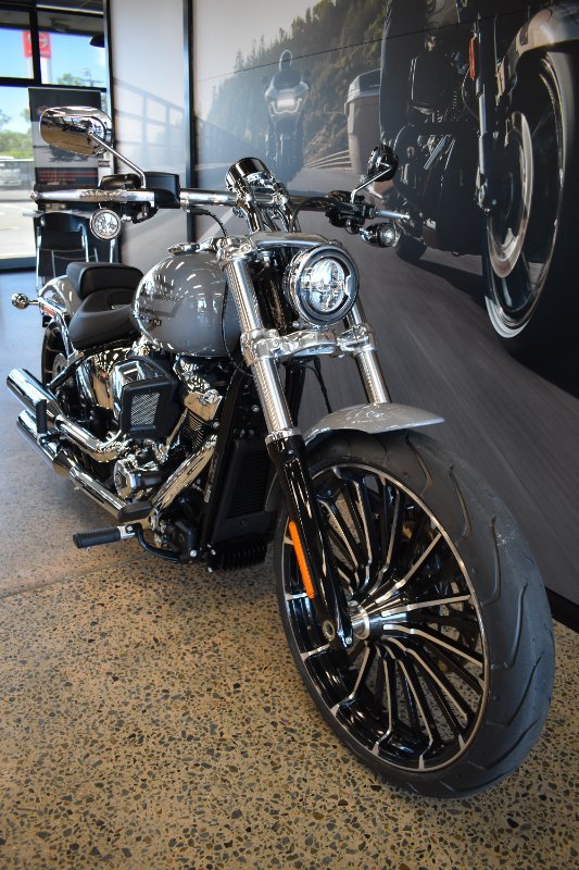 2026 HARLEY-DAVIDSON FXBR BREAKOUT (117)