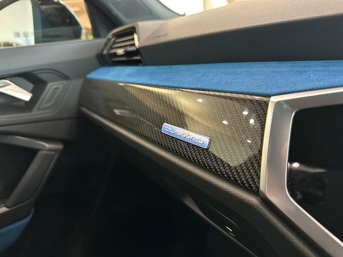 2022 Audi RS Q3