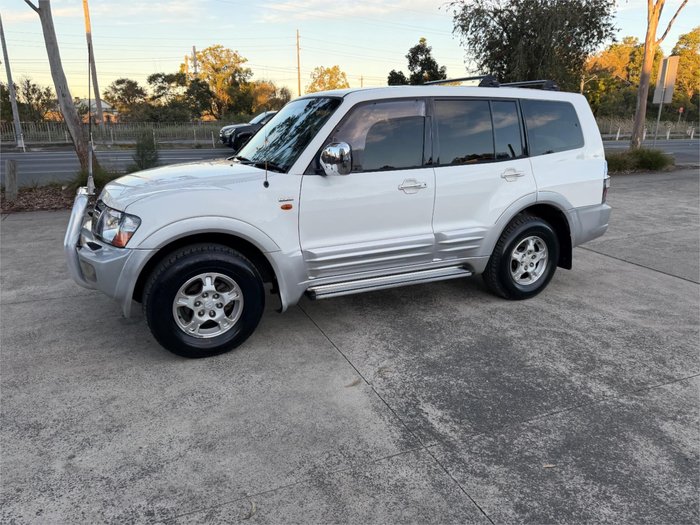 2001 MITSUBISHI PAJERO GLS LWB (4x4)