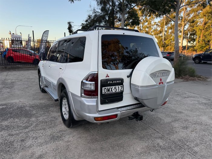 2001 MITSUBISHI PAJERO GLS LWB (4x4)