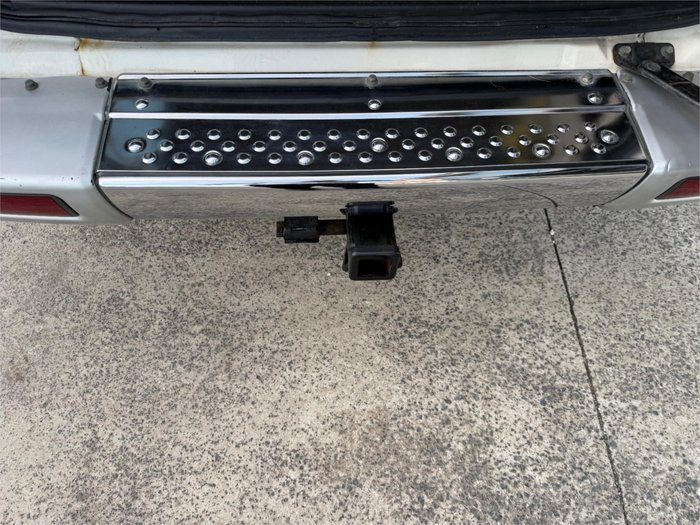 2001 MITSUBISHI PAJERO GLS LWB (4x4)