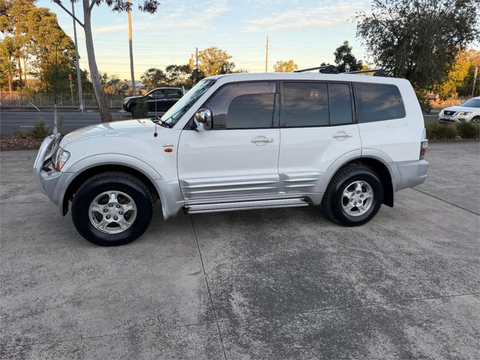 2001 MITSUBISHI PAJERO GLS LWB (4x4)