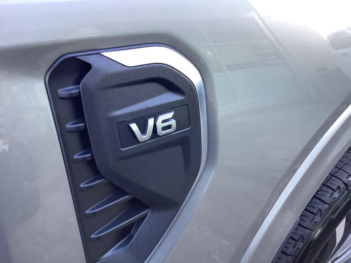 2025 Ford Everest Platinum