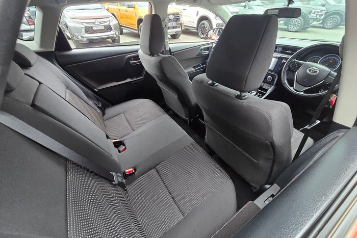 2016 Toyota Corolla Ascent Sport