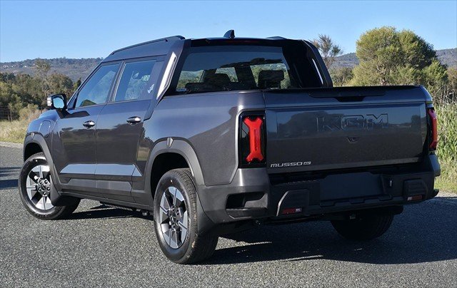 2026 KGM Musso EV AWD