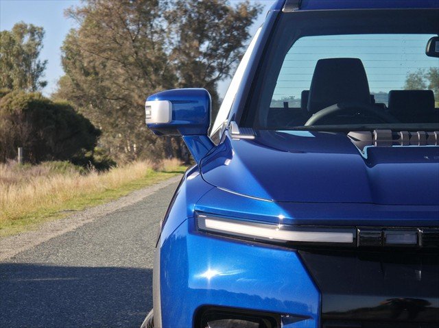 2026 KGM Musso EV AWD