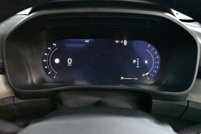 2022 Volvo XC40 Ultimate B5 Dark