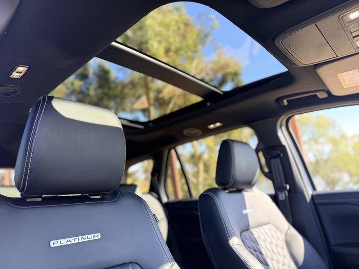 2025 Ford Everest Platinum