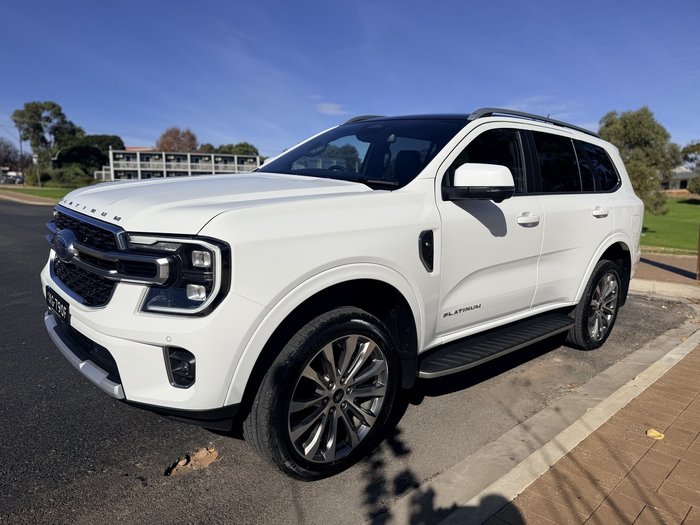 2025 Ford Everest Platinum