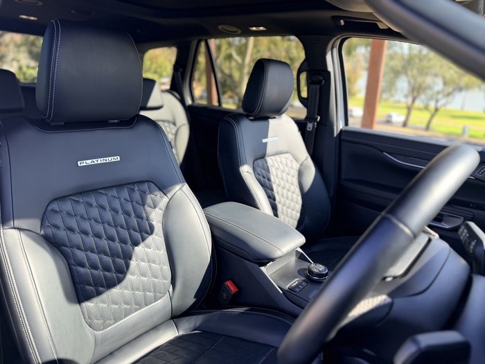 2025 Ford Everest Platinum