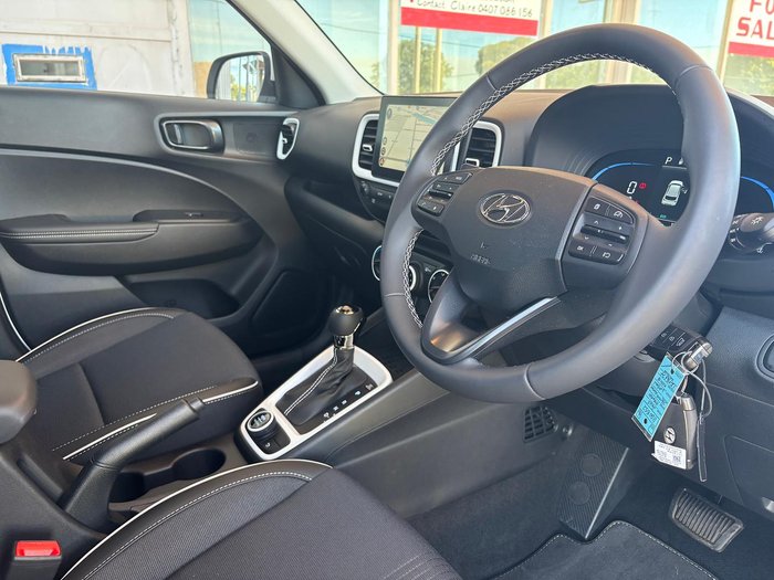 2025 Hyundai Venue Active