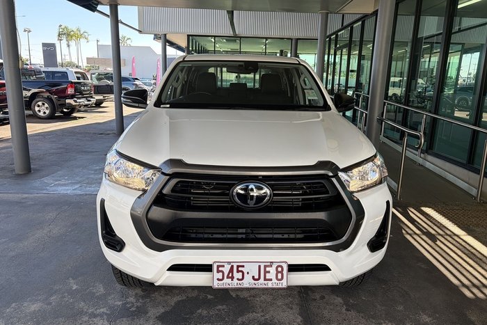 2023 Toyota Hilux SR