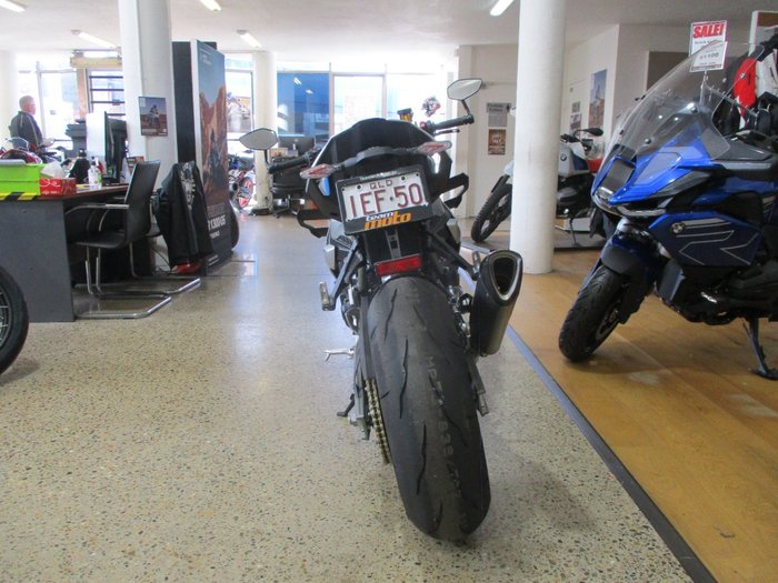 2025 BMW Motorrad M 1000 R WHITE