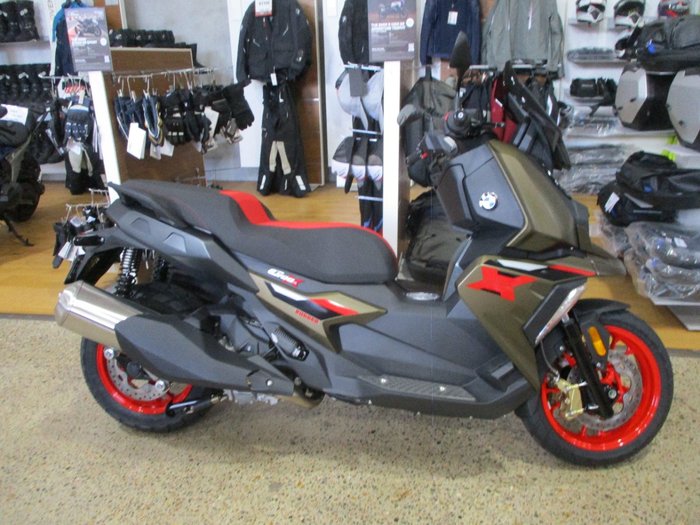 2025 BMW Motorrad C 400 X ION BEIGE