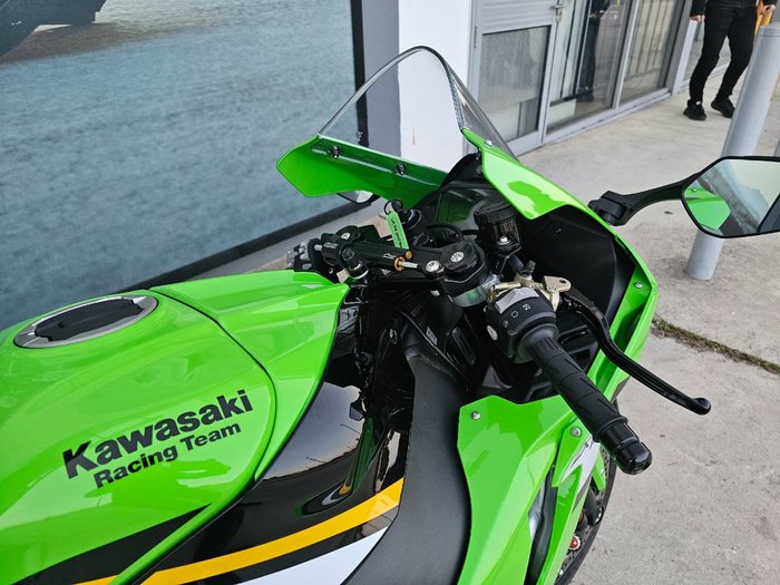 2025 Kawasaki NINJA ZX-10R Green
