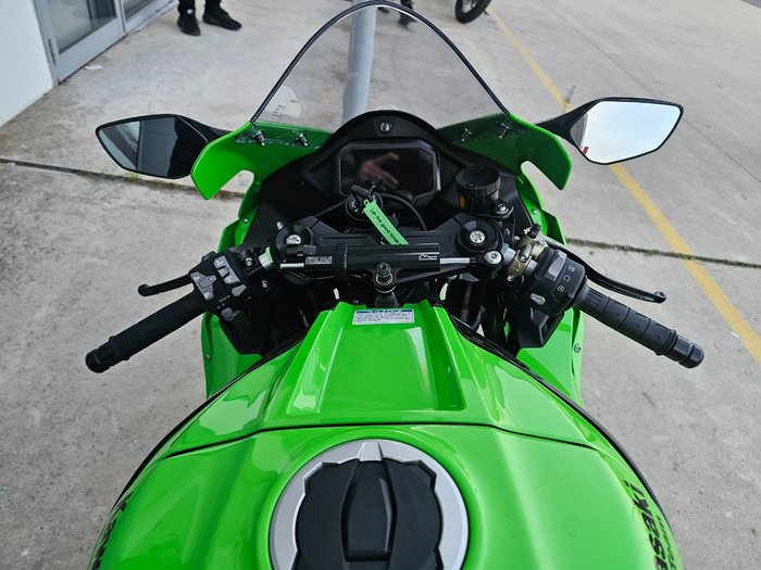 2025 Kawasaki NINJA ZX-10R Green