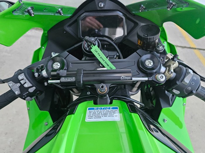 2025 Kawasaki NINJA ZX-10R Green