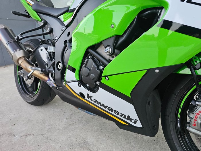 2025 Kawasaki NINJA ZX-10R Green