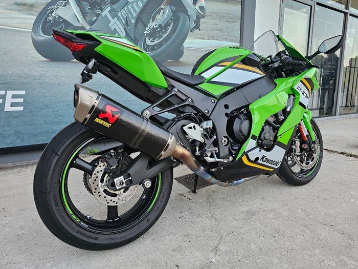 2025 Kawasaki NINJA ZX-10R Green
