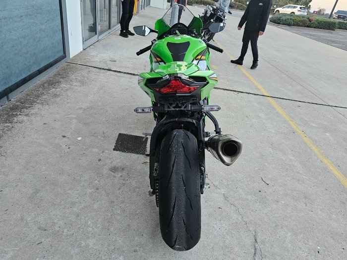 2025 Kawasaki NINJA ZX-10R Green