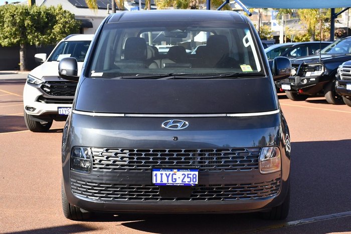2022 Hyundai STARIA
