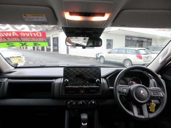 2026 Mitsubishi Triton GLX