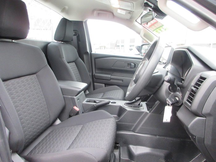 2026 Mitsubishi Triton GLX