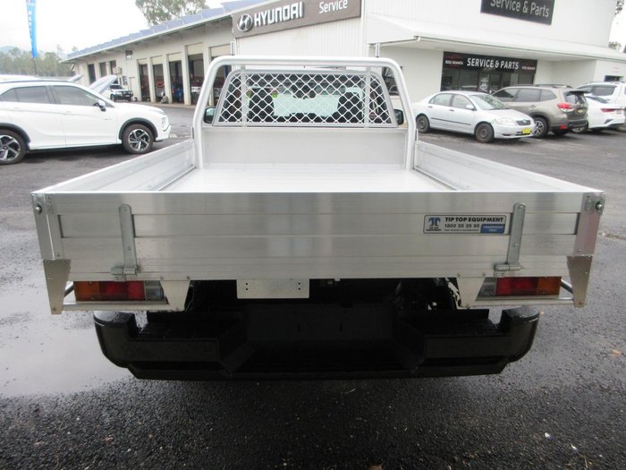 2026 Mitsubishi Triton GLX